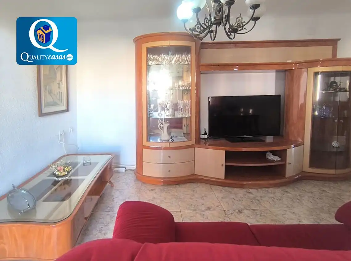 Sala d'estar de Apartament en venda en Alicante / Alacant amb Aire condicionat i Calefacció