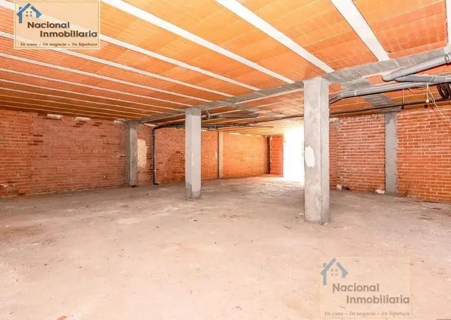 Gewerbefläche zum Verkauf in Tudela de Duero, imagen 3