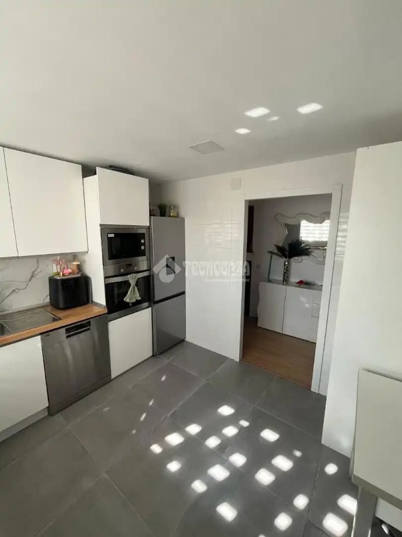 Kitchen of Flat for sale in Málaga