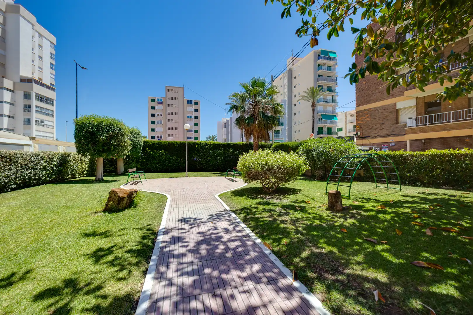 Vista exterior de Piso en venta en El Campello con Terraza