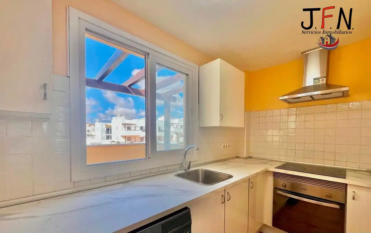 Cuina de Apartament en venda en La Oliva amb Jardí privat, Terrassa i Traster