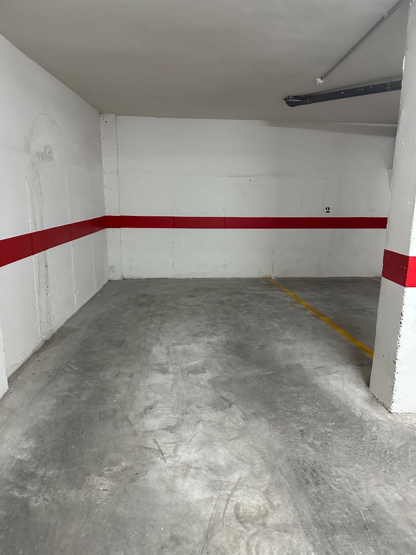 Parking de Garaje de alquiler en  Granada Capital