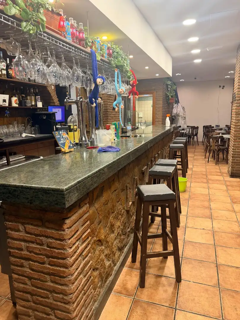 Local de alquiler en Granada