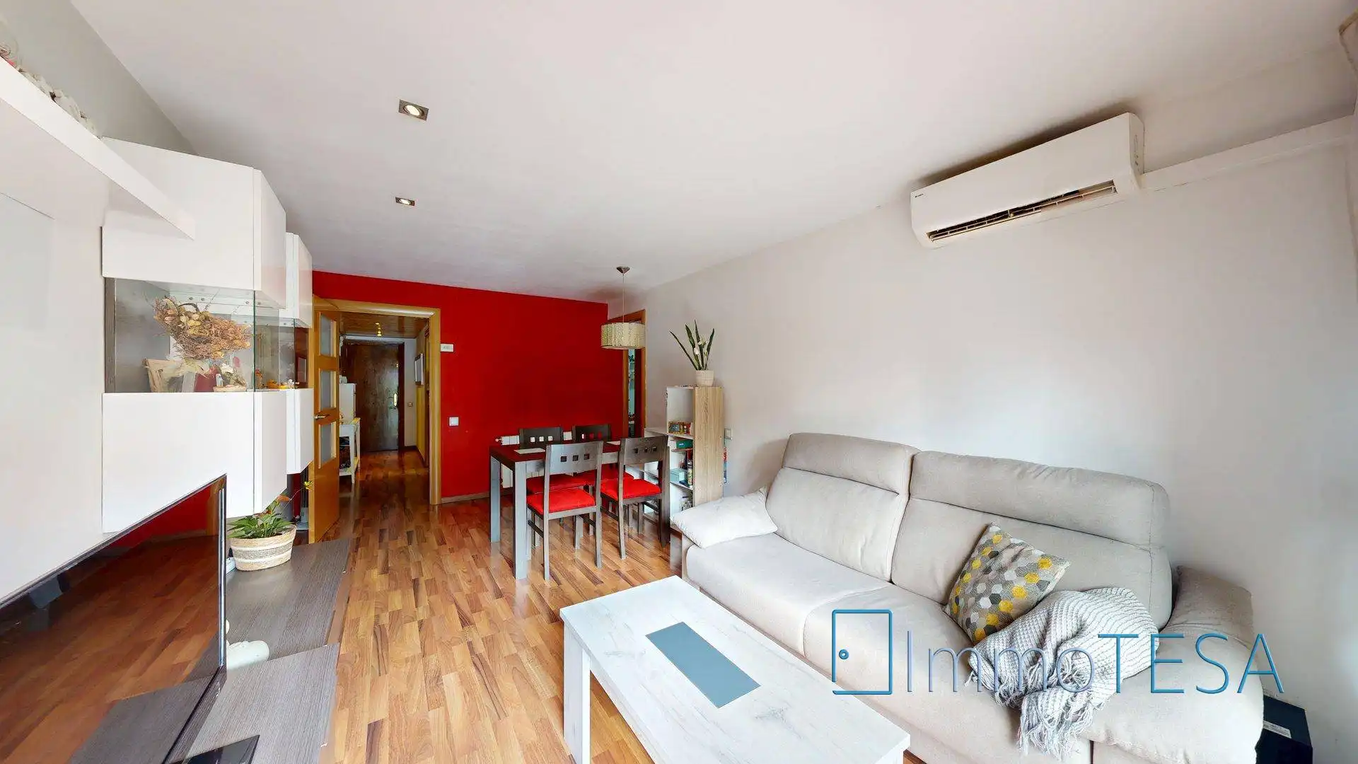 Vista exterior de Piso en venta en Barberà del Vallès con Aire acondicionado, Calefacción y Parquet