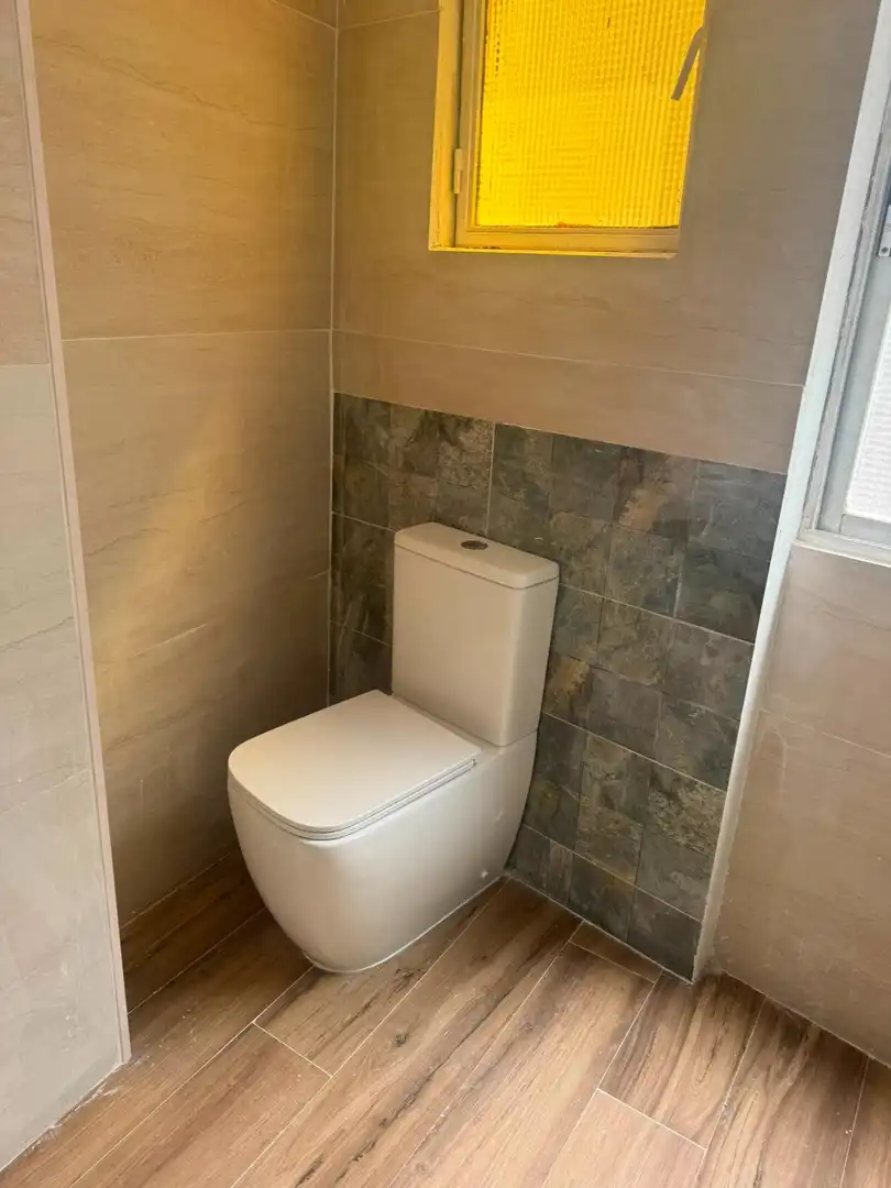 Bathroom of Flat for rent in Córdoba