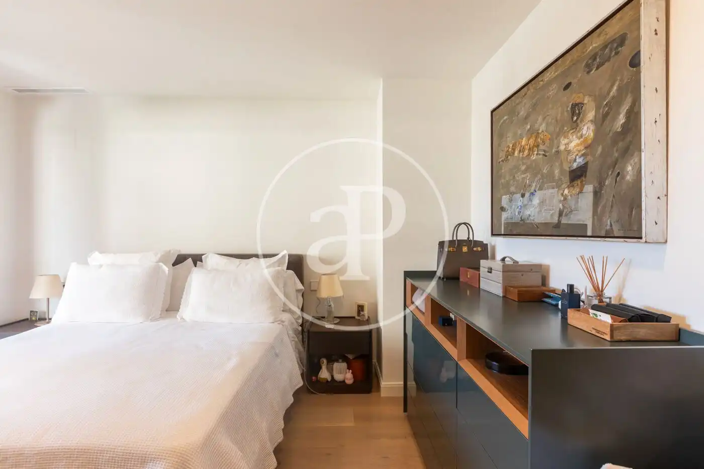 Bedroom of Flat for sale in Valencia  with Air Conditioner, Heating and Terrace