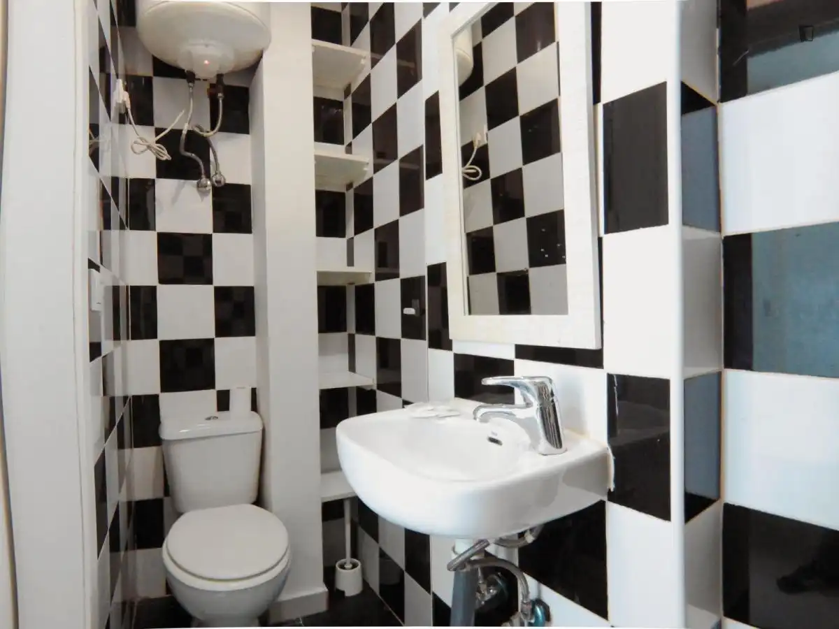 Study for rent in Puerta del Ángel