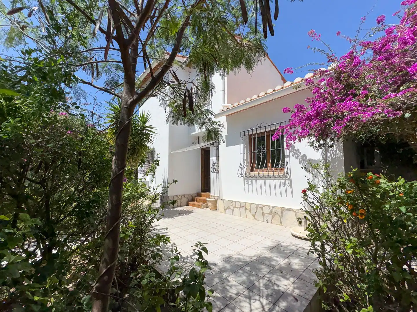 Vista exterior de Casa o chalet en venta en Dénia con Aire acondicionado, Calefacción y Jardín privado