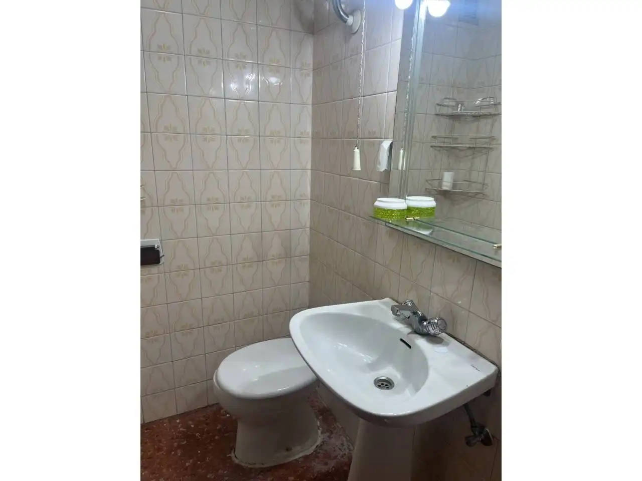 Bathroom of Flat for sale in Alcañiz  with Heating, Furnished and Balcony