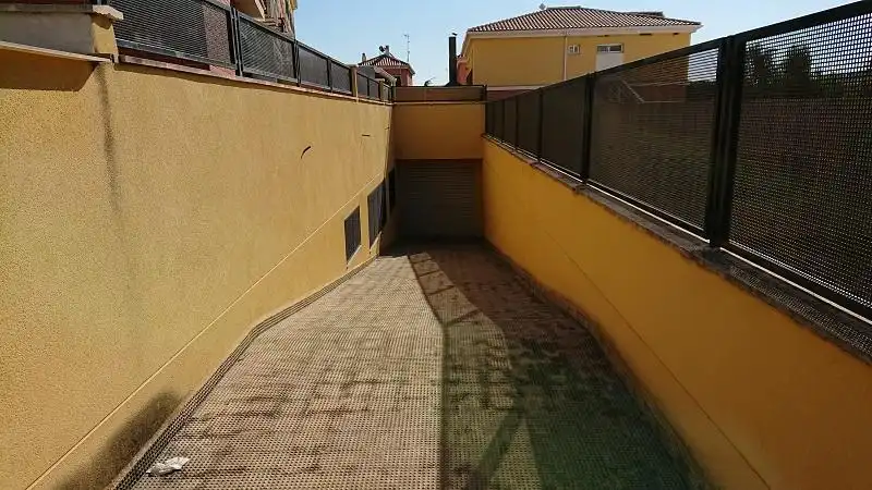 Aparcament de Local en venda en Almenara