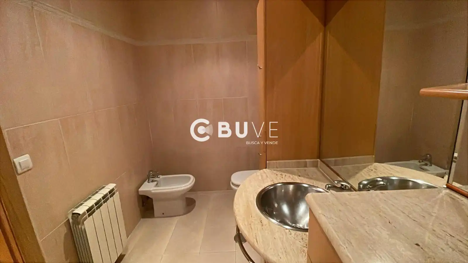Baño de Piso de alquiler en Valladolid con Calefacción, Terraza y Amueblado