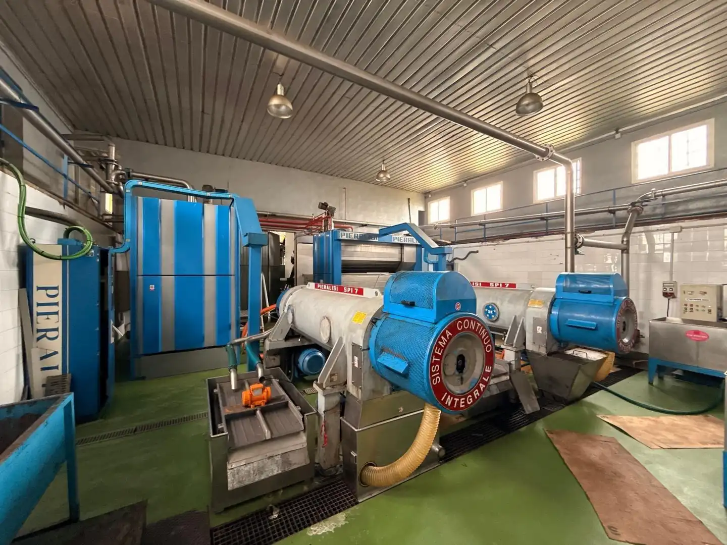 Nave industrial en venta en Olías del Rey