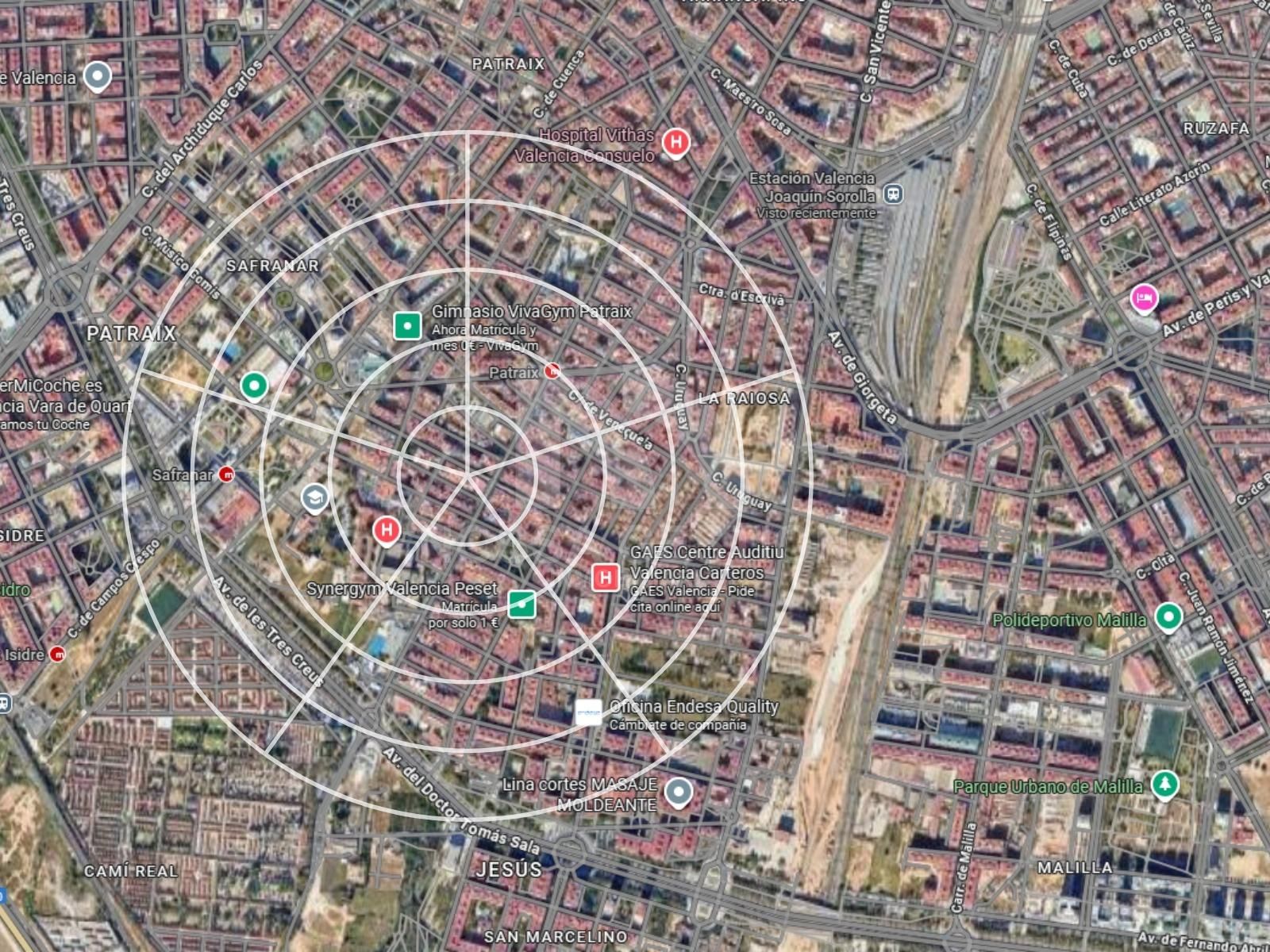 Vista exterior de Estudi en venda en  Valencia Capital amb Balcó
