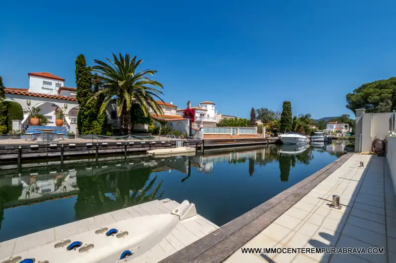 Chalet en venta en Cap Ras - Creus - Falconera, imagen 33