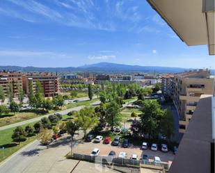 Vista exterior de Àtic en venda en Vic amb Terrassa