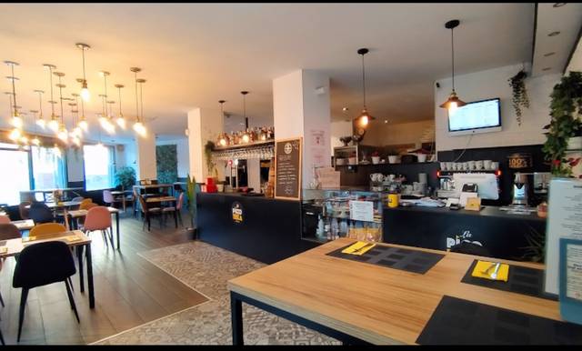 Local comercial en Alquiler en Carrer Font en Centre