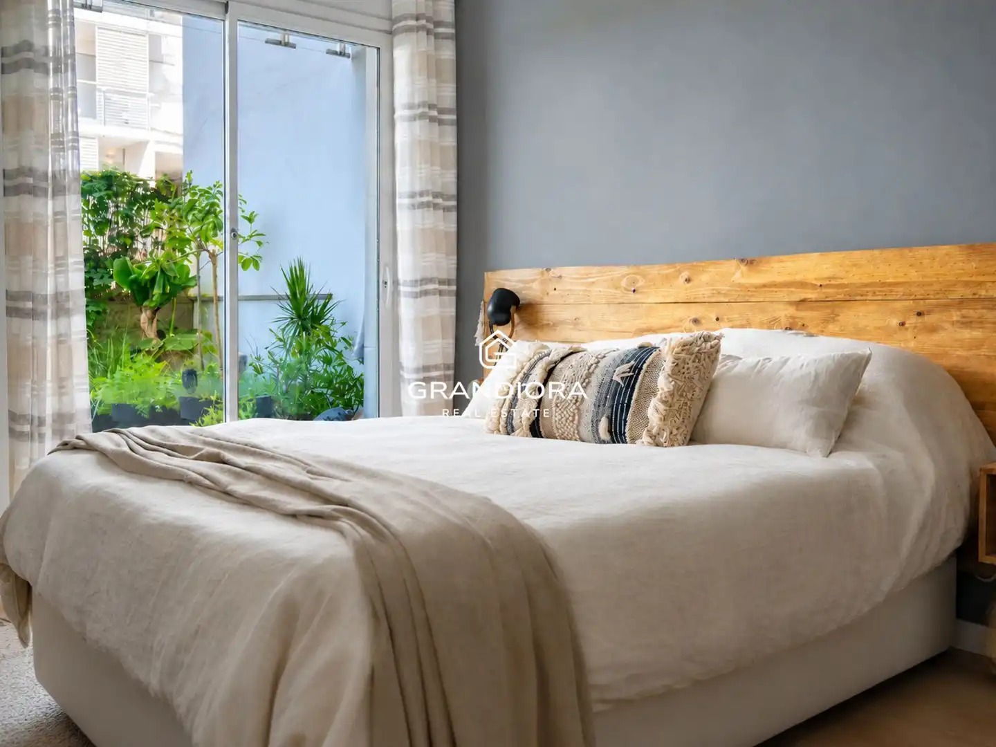 Schlafzimmer von Wohnung zur Miete in Sant Andreu de Llavaneres mit Klimaanlage, Terrasse und Schwimmbad