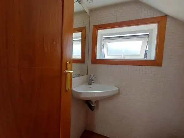 Baño de Piso en venta en Vigo  con Calefacción, Terraza y Trastero