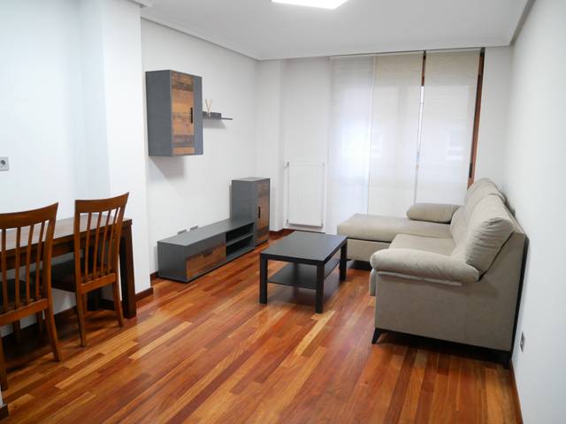 Apartamento en Venta en Avenida de Pando, 9 en Milán - Pumarín