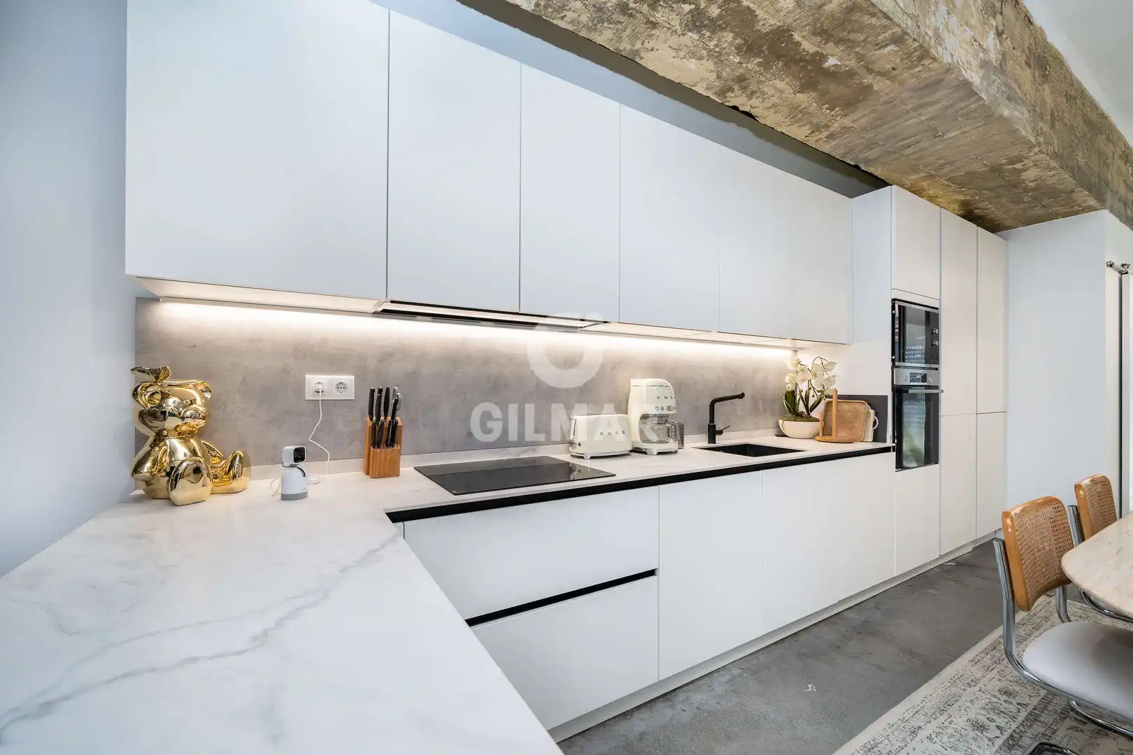 Küche von Wohnung zum Verkauf in Madrid mit Heizung und Privatgarten