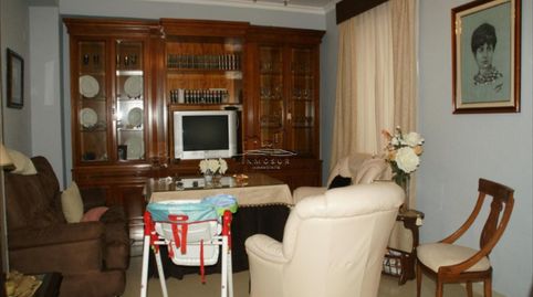 Foto 3 de Casa adosada en venta en Las Tinajerías - Juderías, Lucena