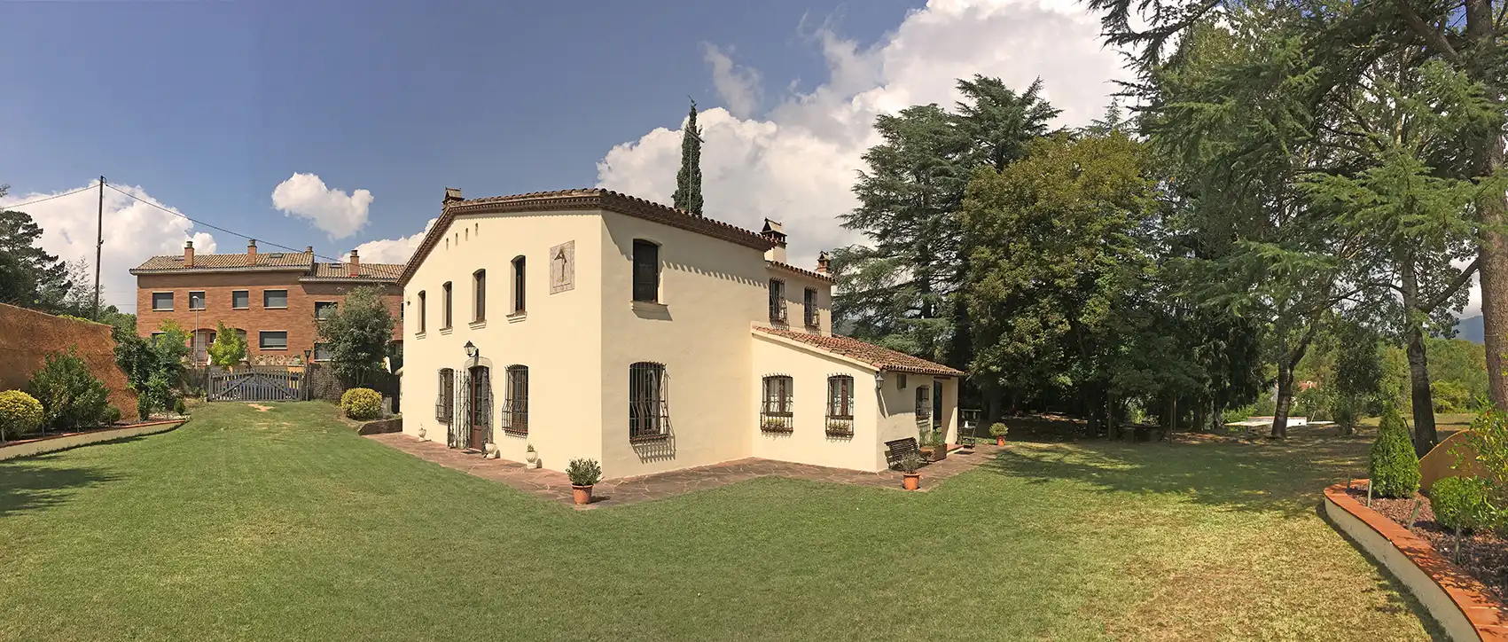 Casa con piscina en venta en Vallgorguina, imagen 3