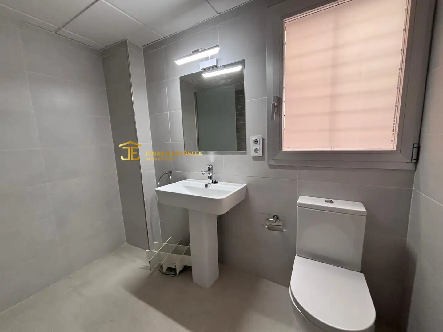 Bathroom of Flat for sale in Lorca  with Air Conditioner