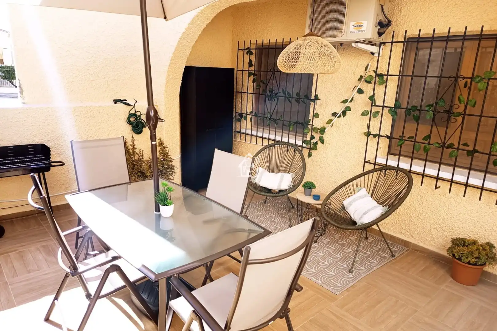 Terrassa de Casa adosada de lloguer en San Fulgencio amb Aire condicionat, Jardí privat i Terrassa