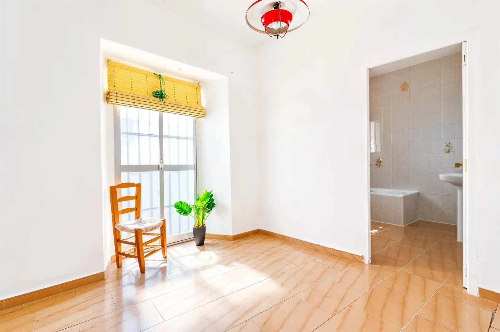 Sala de estar de Casa o chalet en venta en Medina Sidonia con Terraza, Trastero y Balcón