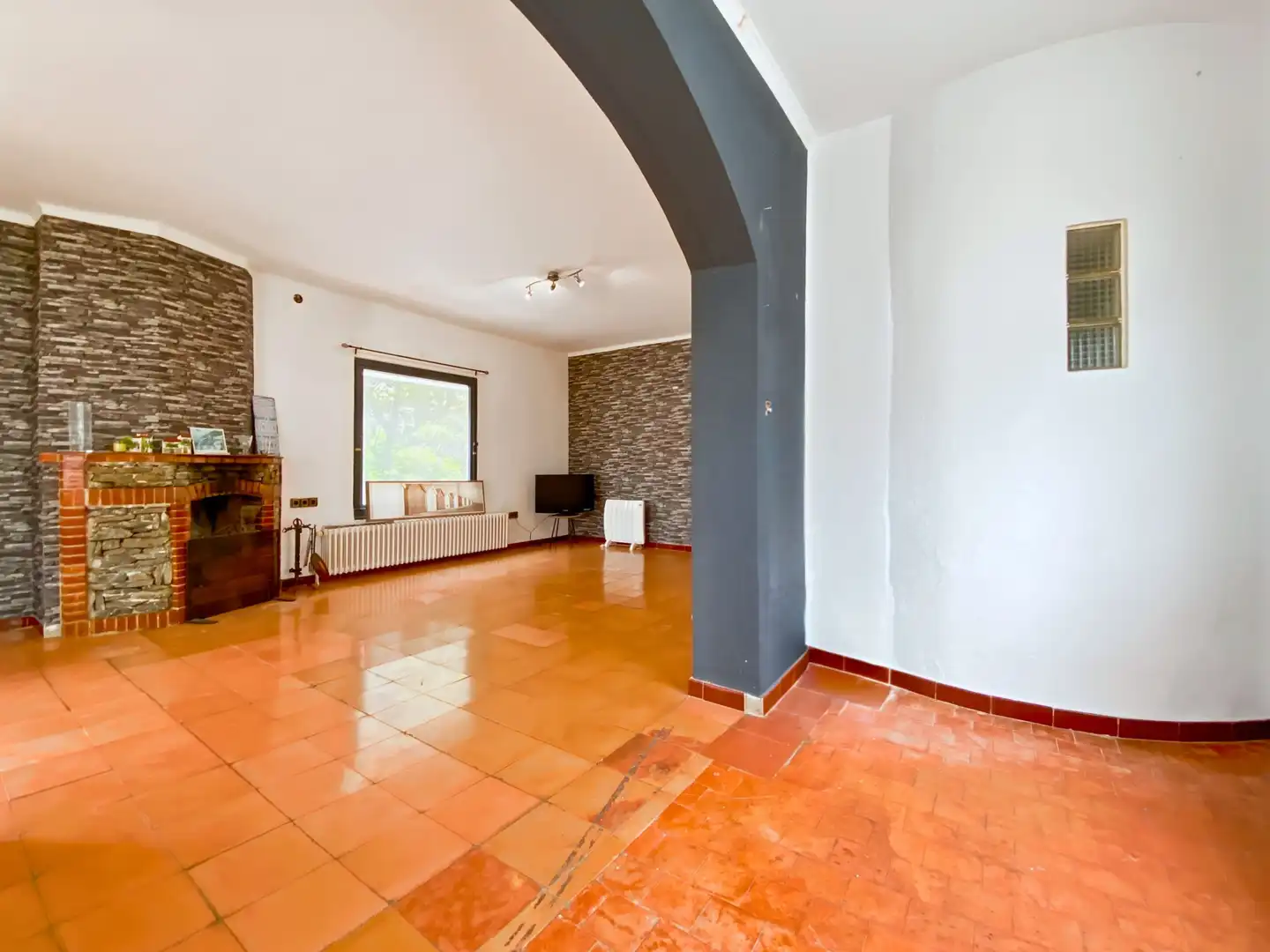 Sala d'estar de Casa o xalet en venda en Roses amb Aire condicionat, Calefacció i Terrassa