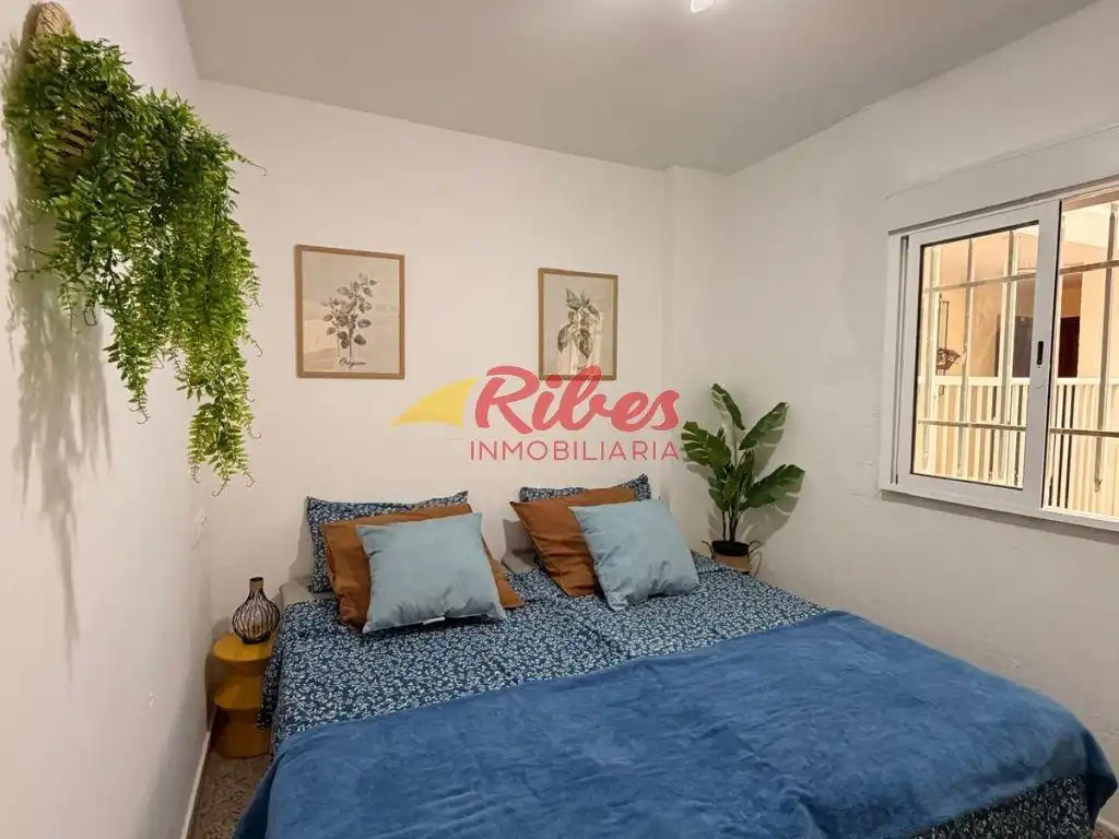 Bedroom of Apartments for sale in Cullera