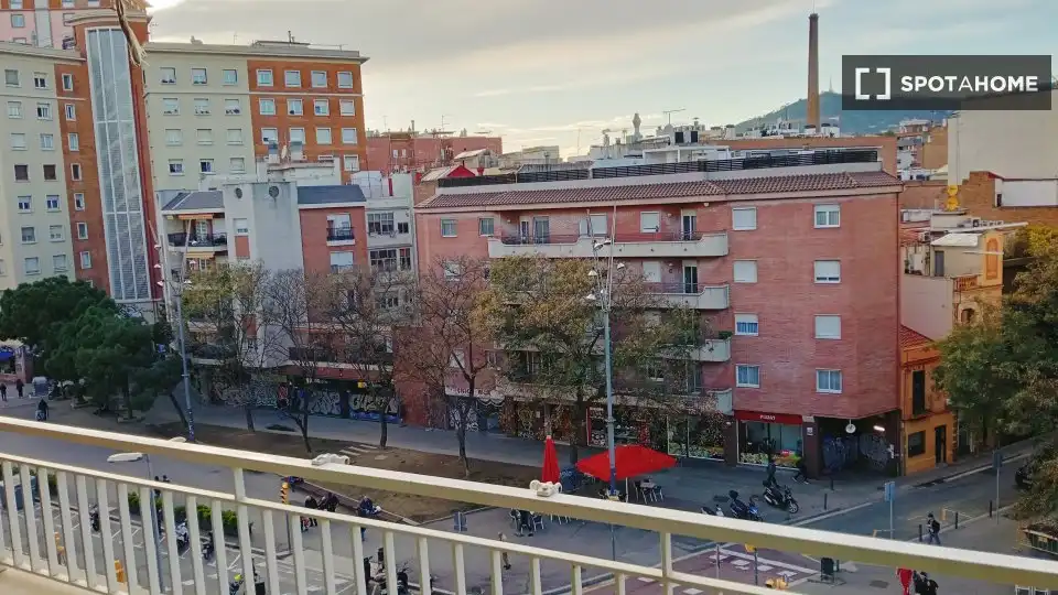 Room in Sants