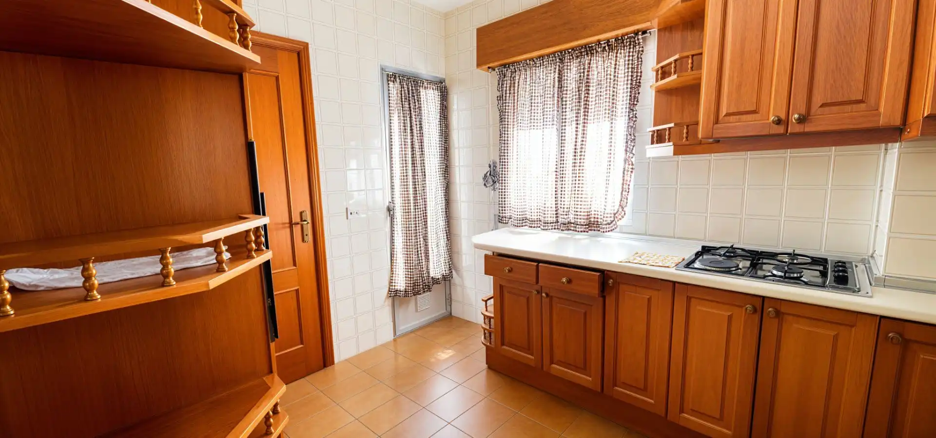 Kitchen of Flat for sale in Navalmoral de la Mata  with Terrace and Furnished