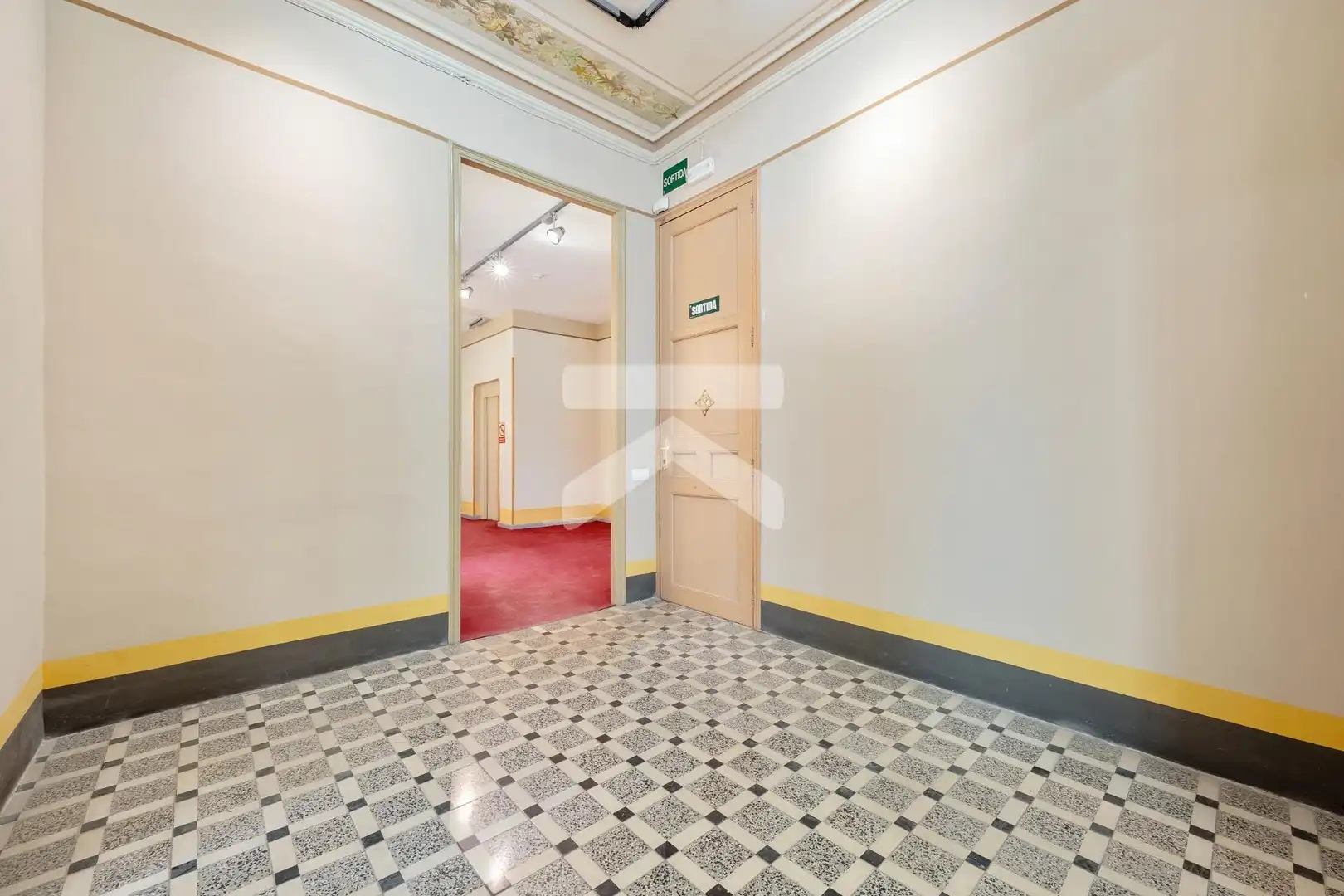 Buildings for sale in Tortosa