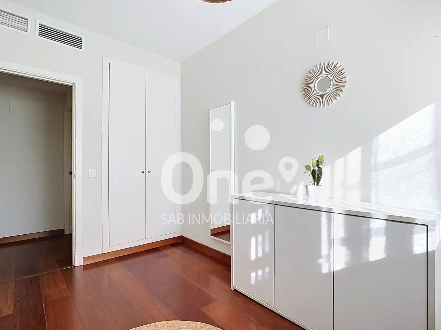 Bedroom of Flat for sale in Paterna  with Air Conditioner, Heating and Parquet flooring
