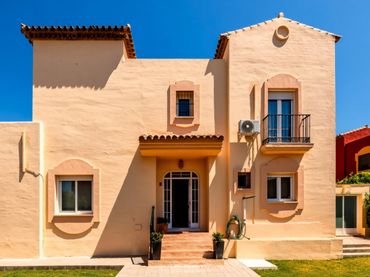 Casa bifamiliare con balcone in vendita a Río Real - Los Monteros