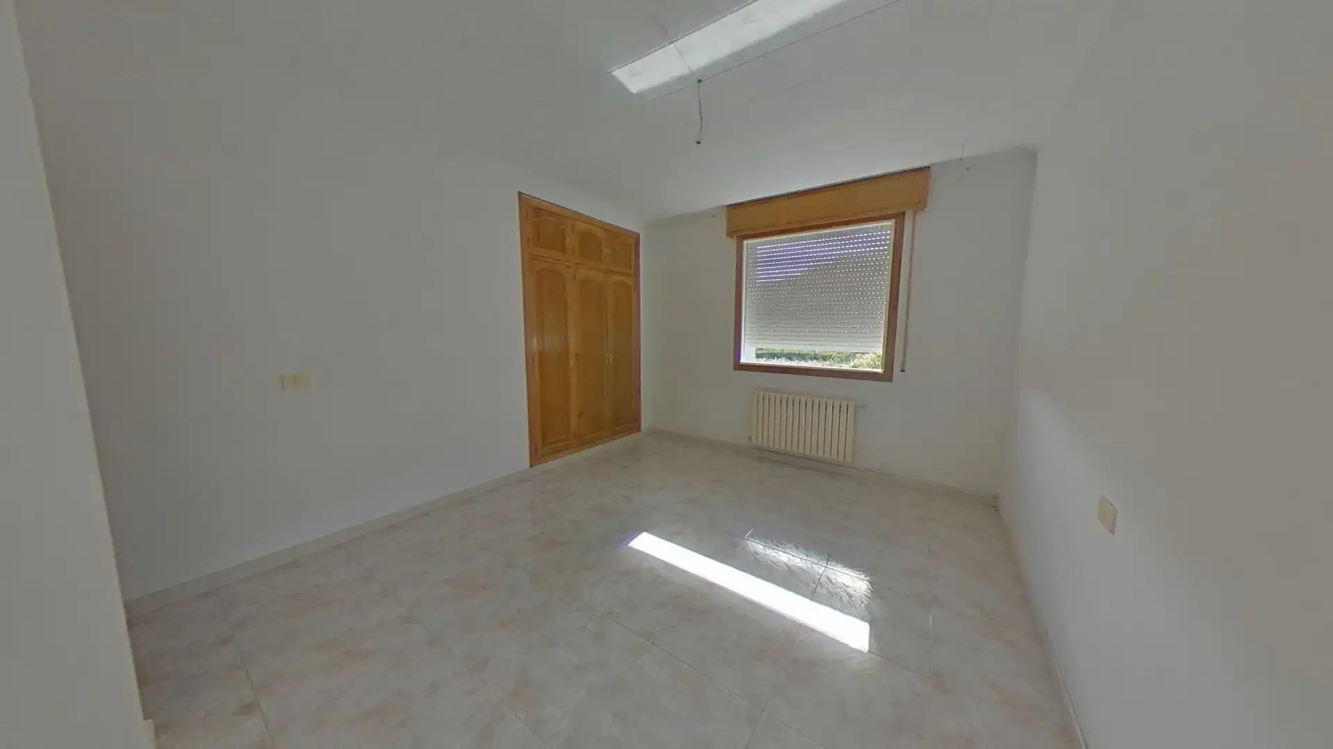 Dormitori de Casa o xalet en venda en Entrimo amb Calefacció, Jardí privat i Terrassa