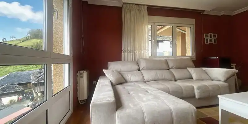 Sala de estar de Casa o chalet en venta en Cangas del Narcea con Jardín privado, Terraza y Trastero