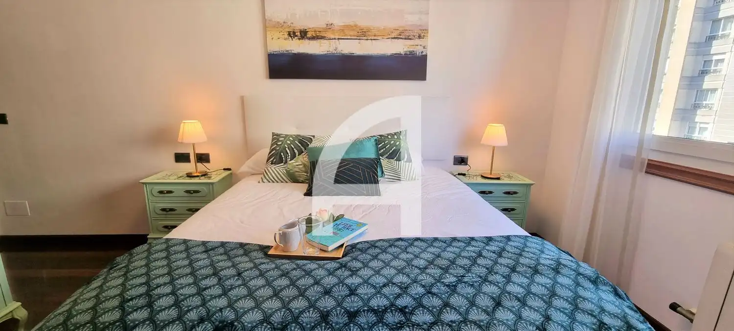 Habitación de Piso de alquiler en Vigo  con Calefacción, Trastero y Amueblado