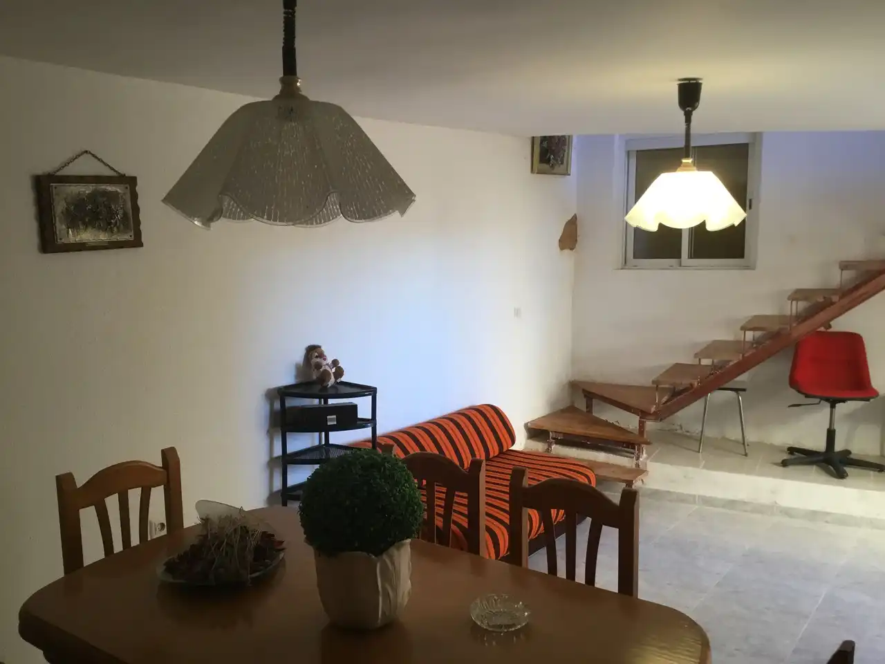Casa adosada en venda en Villamayor de los Montes amb Calefacció, Parquet i Moblat