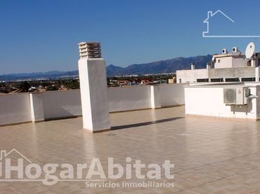 Attique avec ascenseur à vendre à Calle Illes Balears