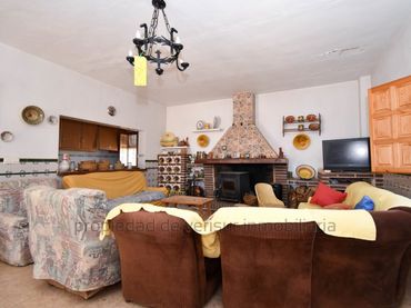 House with pool for sale in Tébar - Los Arejos