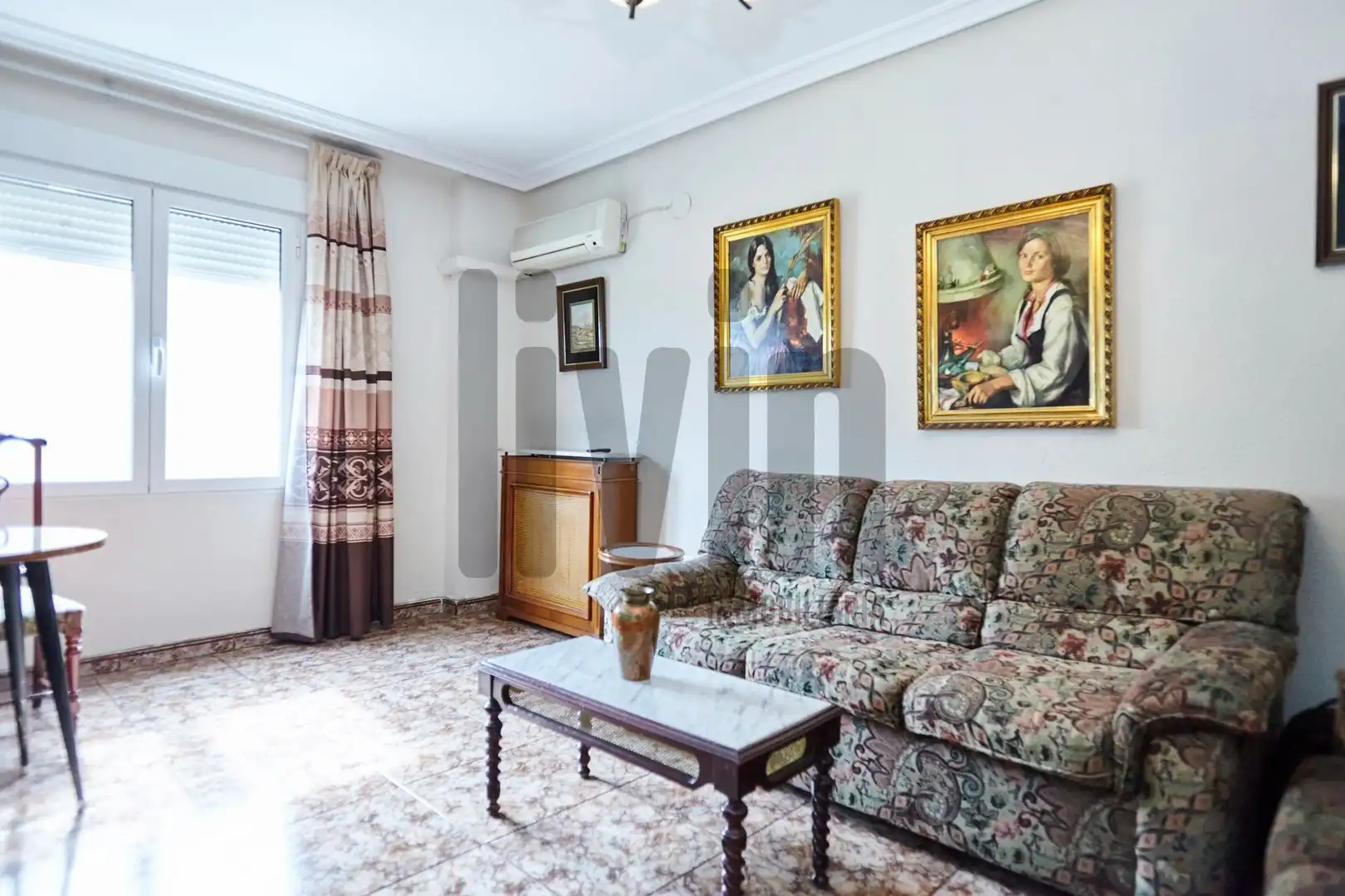 Living room of Flat for sale in Jaén  with Air Conditioner and Heating