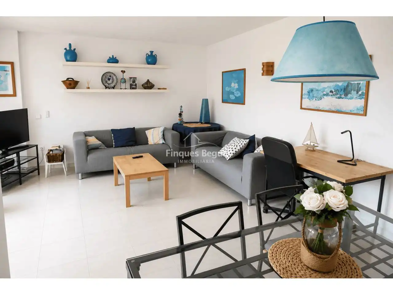Sala d'estar de Apartament en venda en Palafrugell amb Calefacció, Terrassa i Moblat