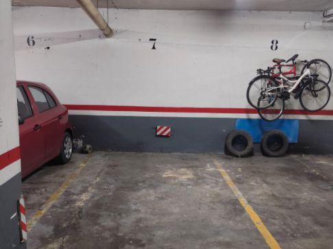 Aparcament de Garatge de lloguer en Oviedo 