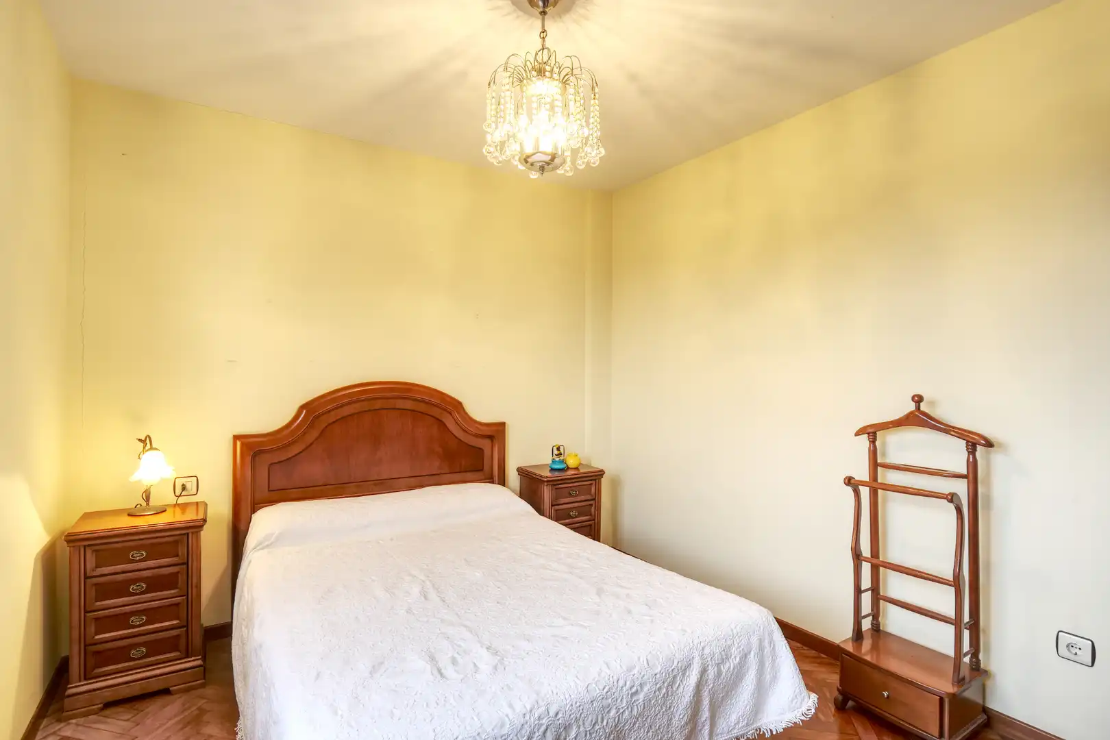 Bedroom of Houses for sale in Abegondo  with Heating, Private garden and Parquet flooring