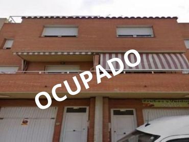 Adossat en venda a Rosselló