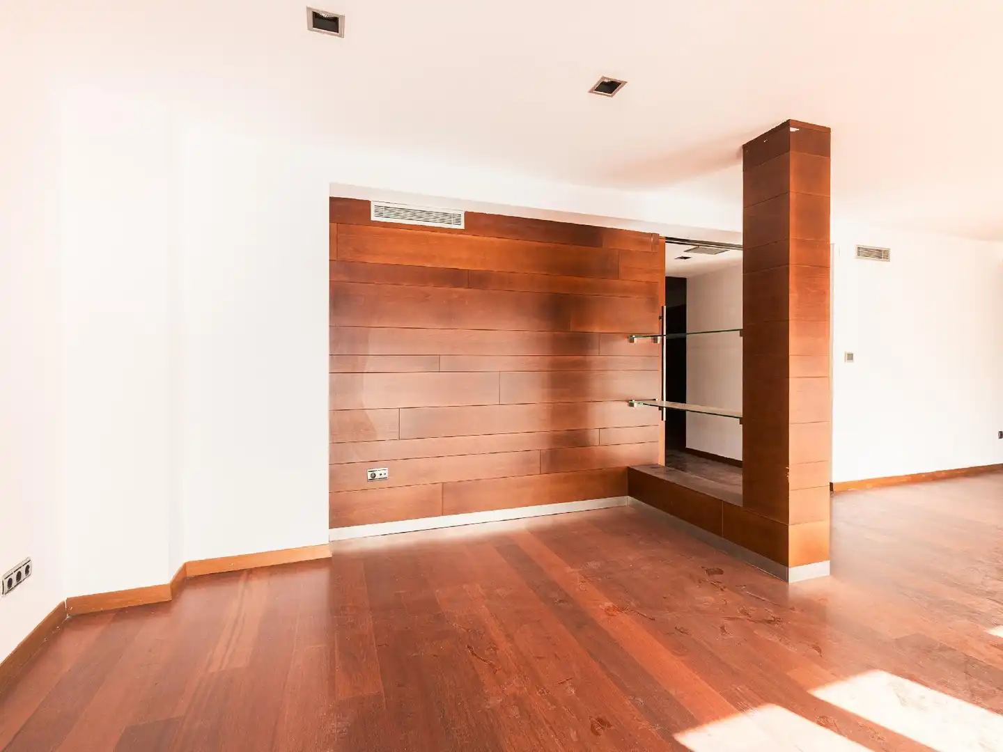 Dúplex en venta en Villanueva de la Serena con Aire acondicionado, Parquet y Terraza