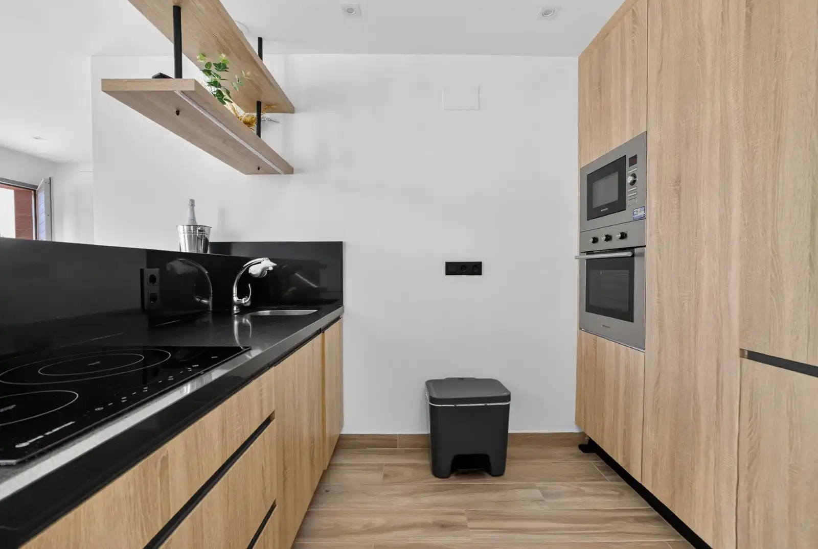 Chalet con terraza en venta en Los Balcones - Los Altos, imagen 11