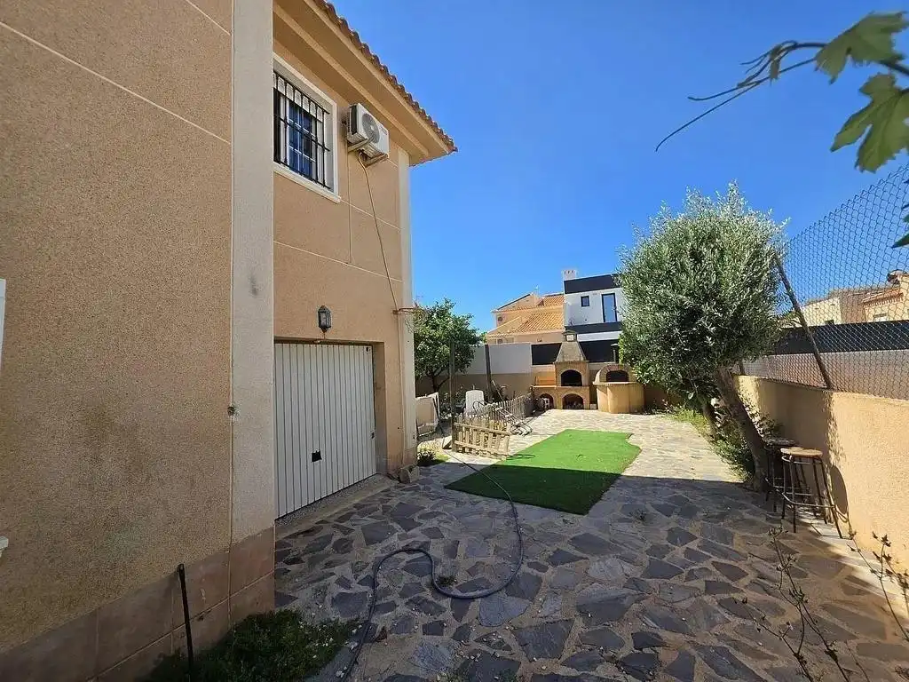 Villa avec jardin à vendre à Nueva Torrevieja - Aguas Nuevas, imagen 4